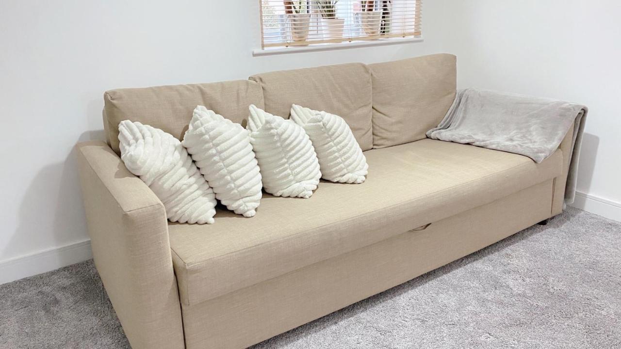 Entire Home: Bicester Village 10Min Walk Екстер'єр фото